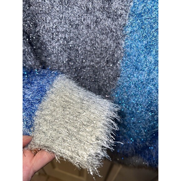 NEW YORK & COMPANY Sweater Womens Sz L Blue Shimmer eyelash colorblock Glam NEW - Picture 6 of 8
